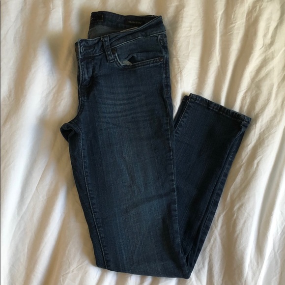 Jessica Simpson Jeans - Picture 8 of 9